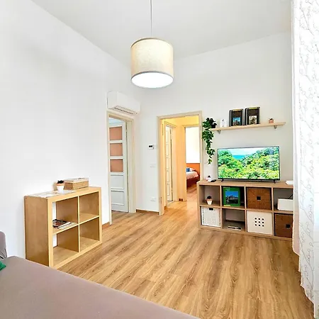 Free Parking - No Tourist Tax - Motor Valley *