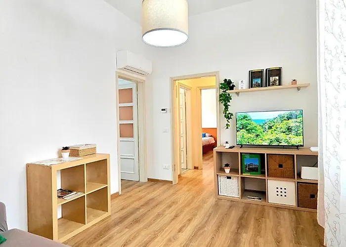 Free Parking - No Tourist Tax - Motor Valley *