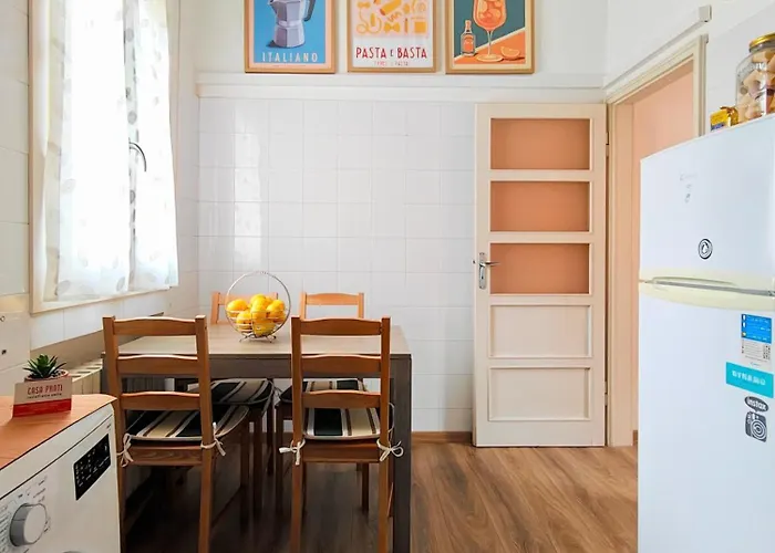 Lägenhet Free Parking - No Tourist Tax - Motor Valley